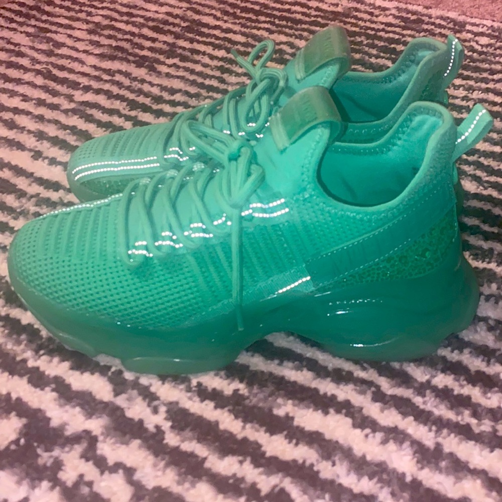 Steve Madden Maxima’s